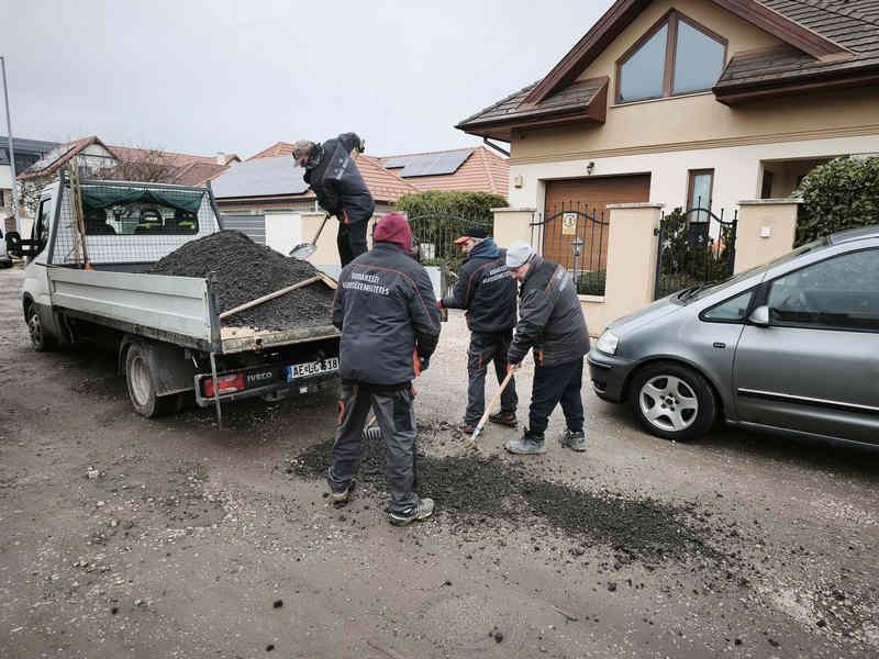 Útjavítás a Darányiban is