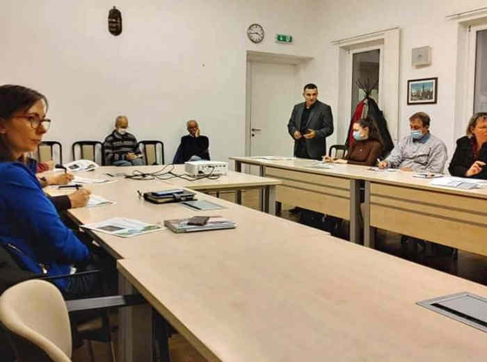 Sokan eljöttek a Zöld munkacsoport ülésére a Városháza tanácstermébe